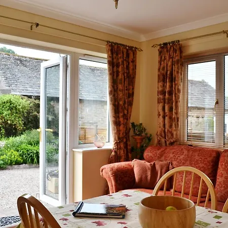 The Nook * Pooley Bridge